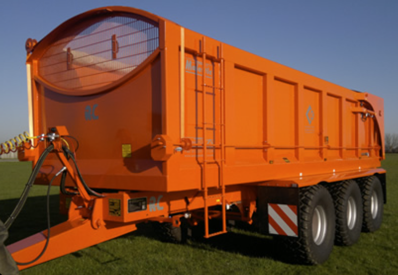 Newton Trailers Recommends Larrington Trailers for Grain Transport and STAS tipping trailers